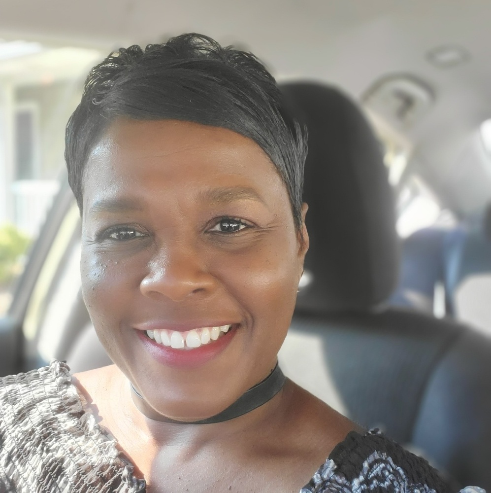 Meet your Posher, Sylvia